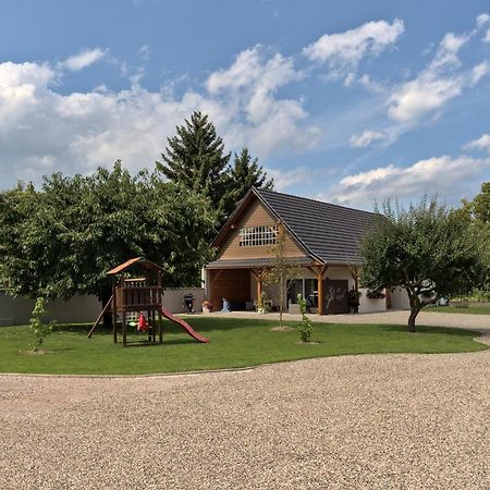 Gite Cosy L'Ecrin Du Ried Proche Europa-Park Artolsheim Exterior photo